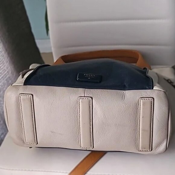 Fossil Emerson Leather Bag Purse - Picture 5 of 7